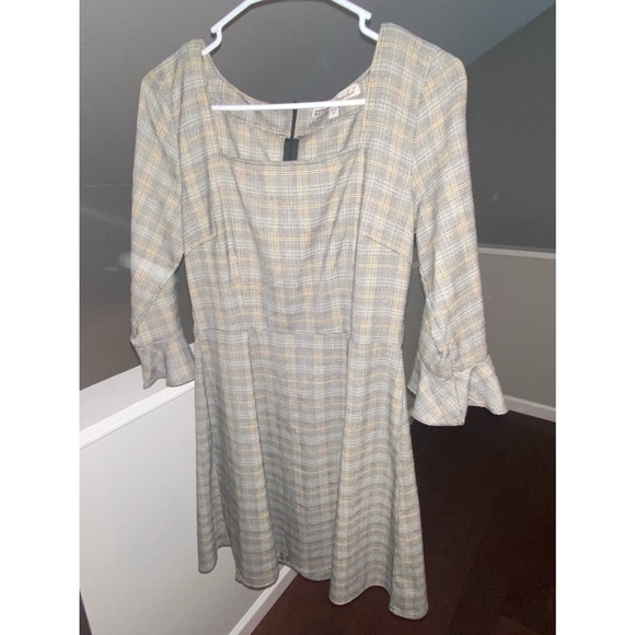 Gypsy Los Angeles Dresses & Skirts - GYPSY, plaid skater dress.